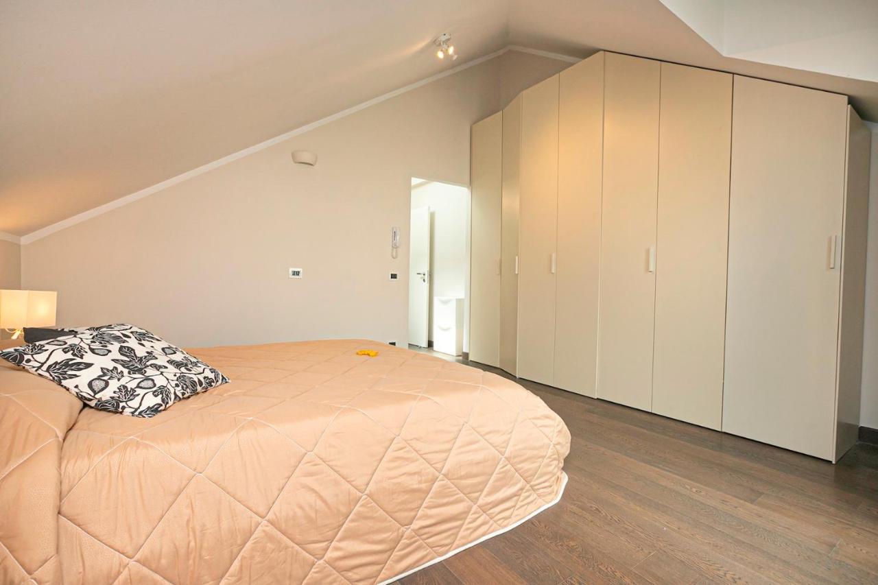 Real Italian Estate - Penthouse Lejlighed Genova Eksteriør billede