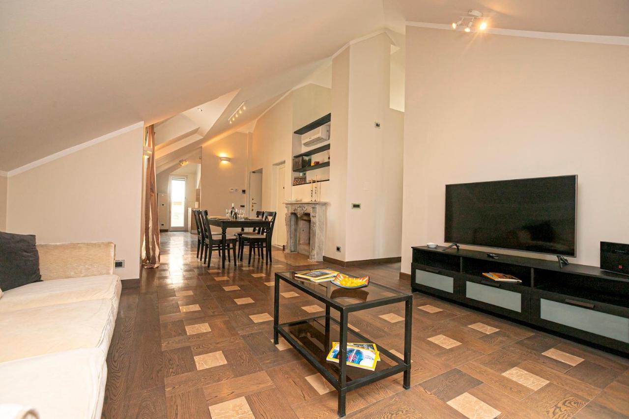 Real Italian Estate - Penthouse Lejlighed Genova Eksteriør billede